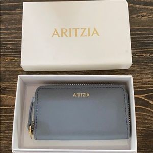 COPY - Aritzia wallet brand new with box